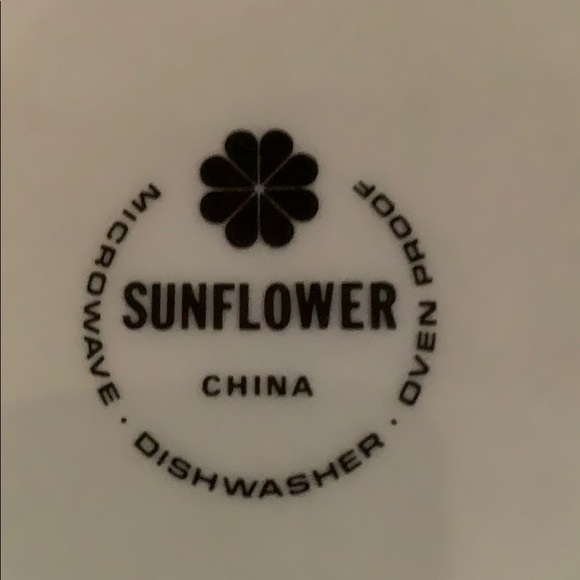 Vintage porcelain sunflower plate and mug - Picture 5 of 12